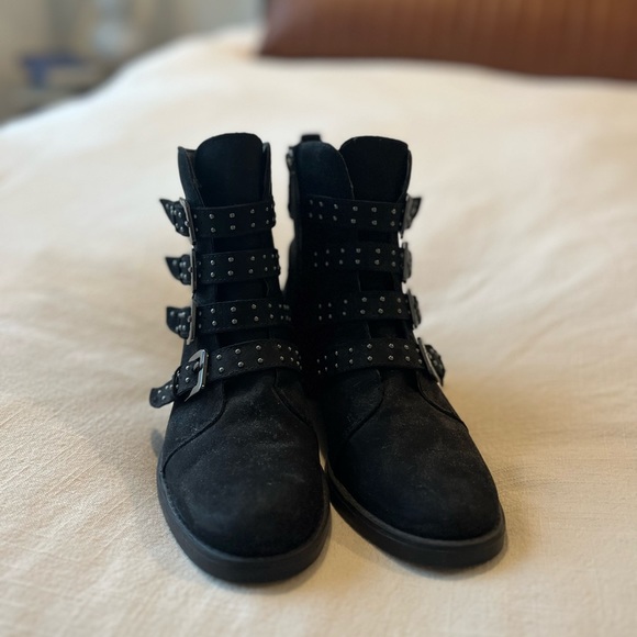 Black Blondo Waterproof Suede Boots - Picture 4 of 6